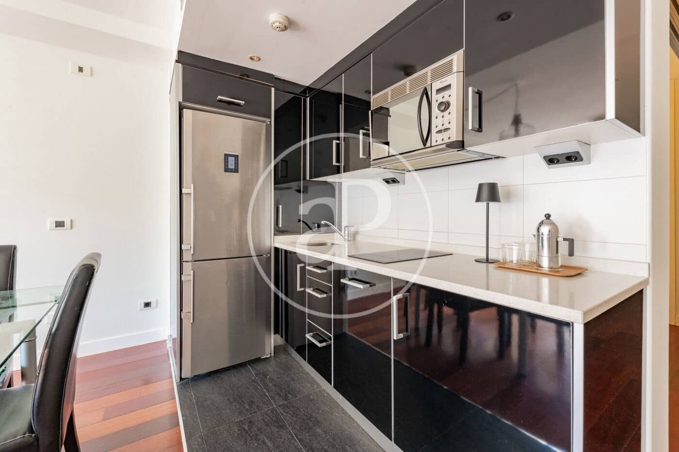 1 sovrum Lägenhet till salu i Madrid stad med pool - 645 000 € (Ref: 9908051)