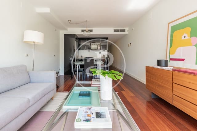 1 sovrum Lägenhet till salu i Rios Rosas, Madrid stad med pool - 645 000 € (Ref: 9908051)