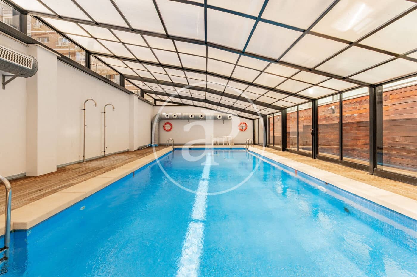 1 sovrum Lägenhet till salu i Madrid stad med pool - 645 000 € (Ref: 9908051)