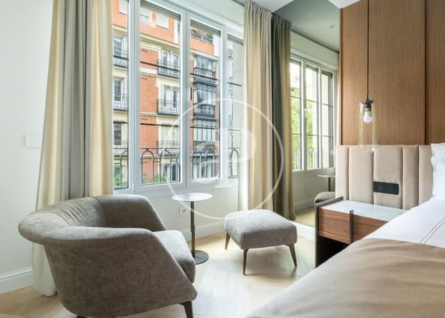 3 soverom Leilighet til salgs i Jerónimos, Madrid by - € 3 200 000 (Ref: 9911074)