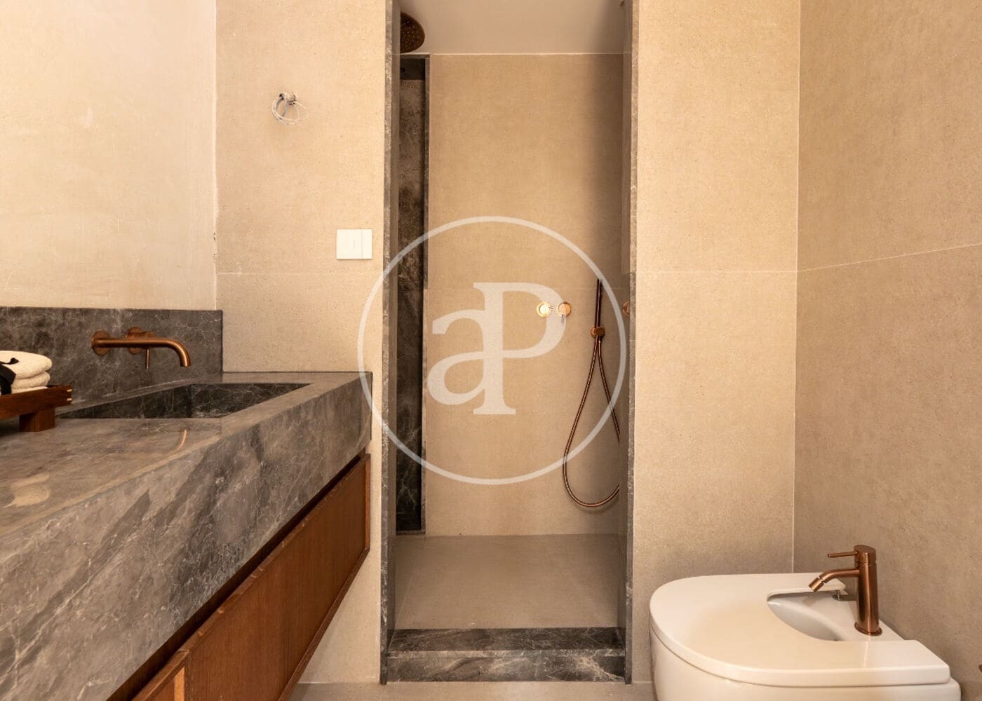 3 bedroom Apartment for sale in Madrid city - € 3,200,000 (Ref: 9911074)