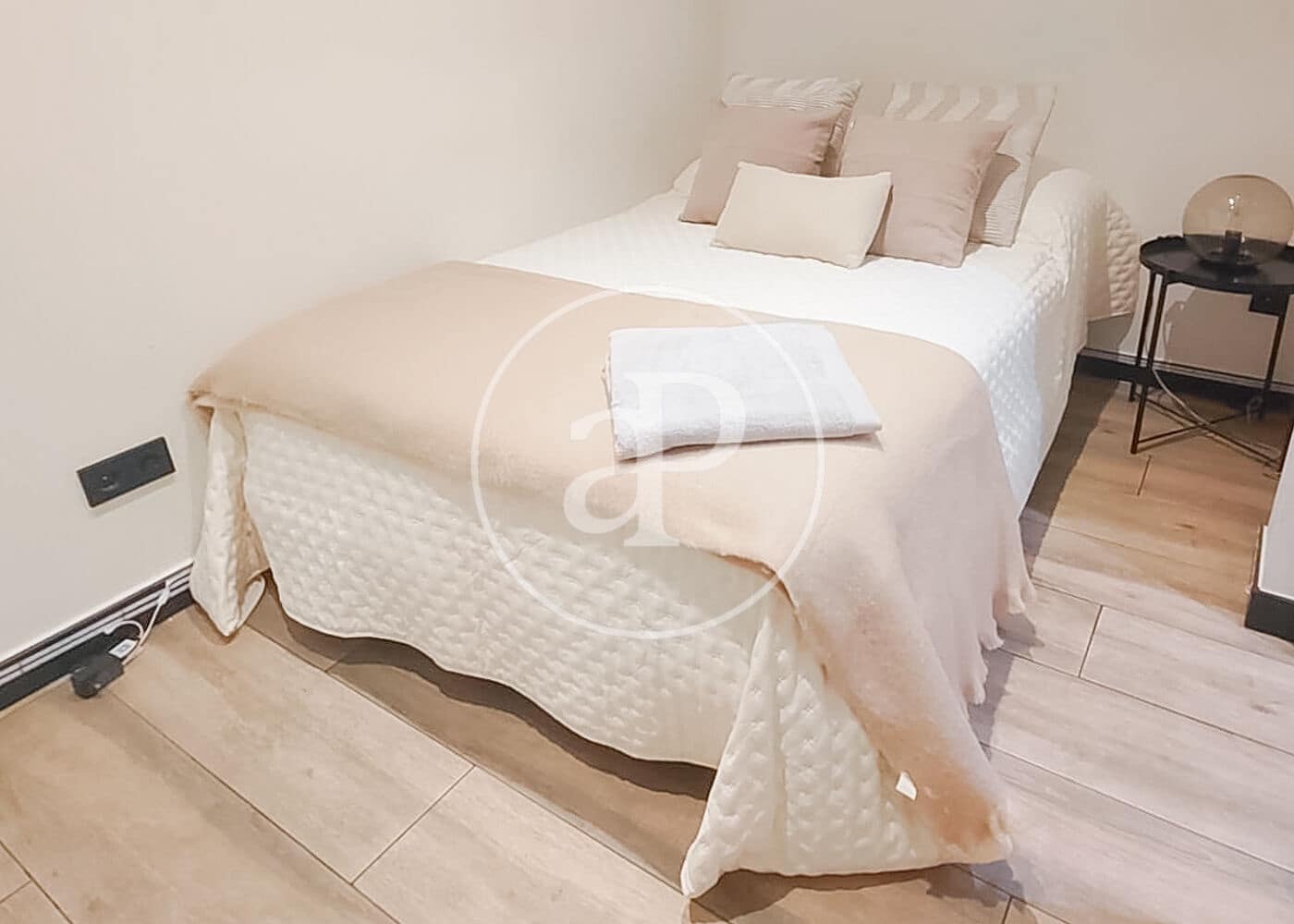 2 bedroom Apartment for rent in Madrid city - € 2,500 (Ref: 9911075)