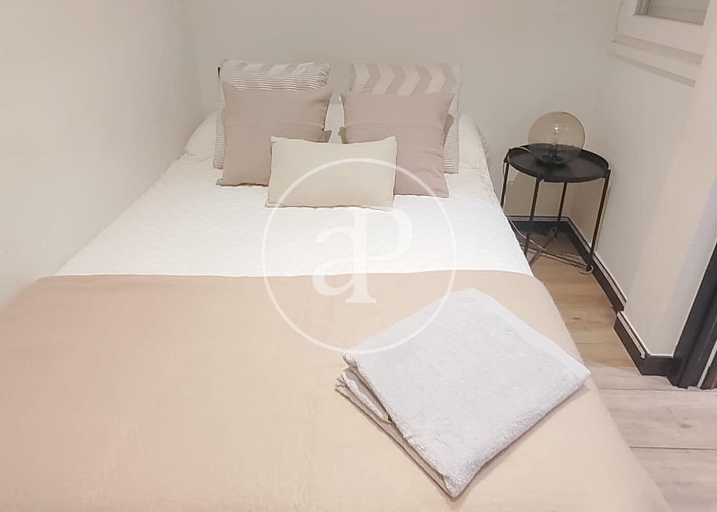 2 bedroom Apartment for rent in Madrid city - € 2,500 (Ref: 9911075)