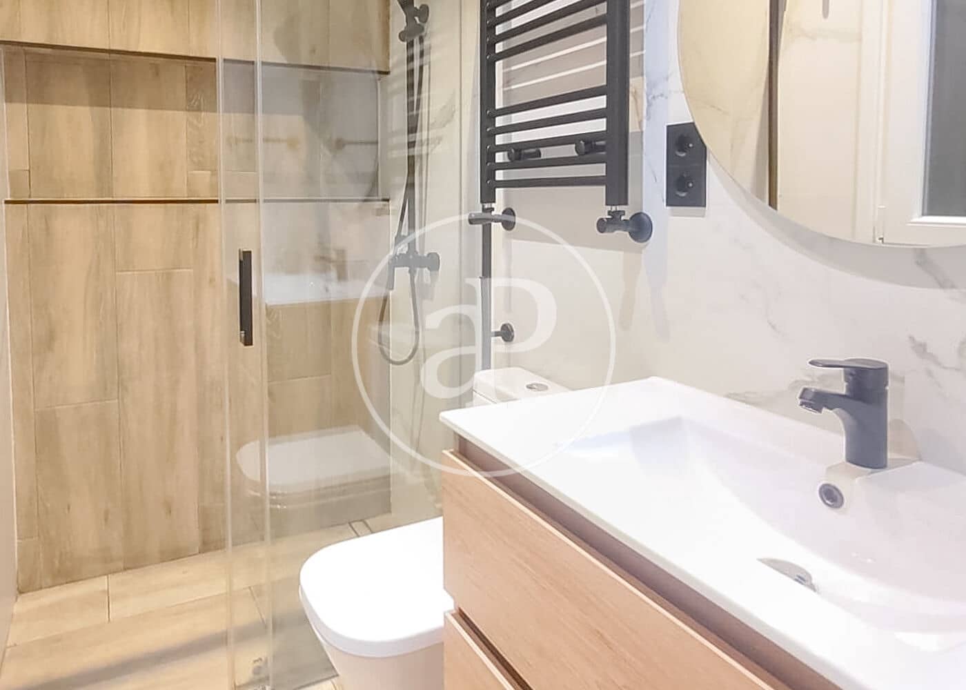 2 bedroom Apartment for rent in Madrid city - € 2,500 (Ref: 9911075)