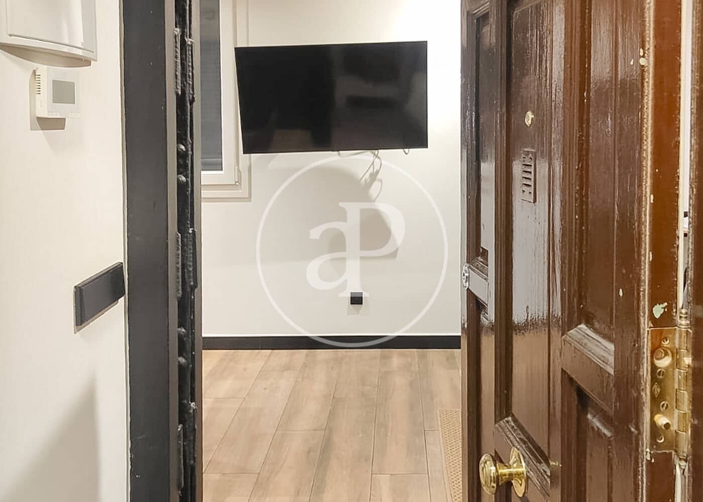 2 bedroom Apartment for rent in Madrid city - € 2,500 (Ref: 9911075)