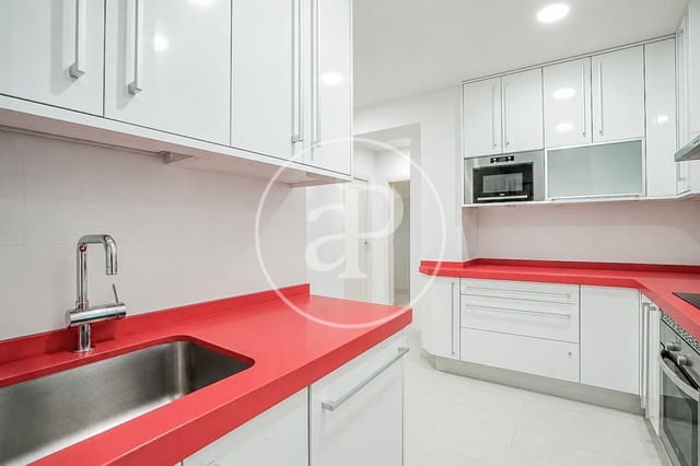 4 camera da letto Appartamento da affittare in Cuatro Caminos, Madrid città con garage - 3.300 € (Rif: 9911076)