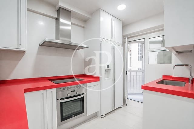 4 camera da letto Appartamento da affittare in Cuatro Caminos, Madrid città con garage - 3.300 € (Rif: 9911076)