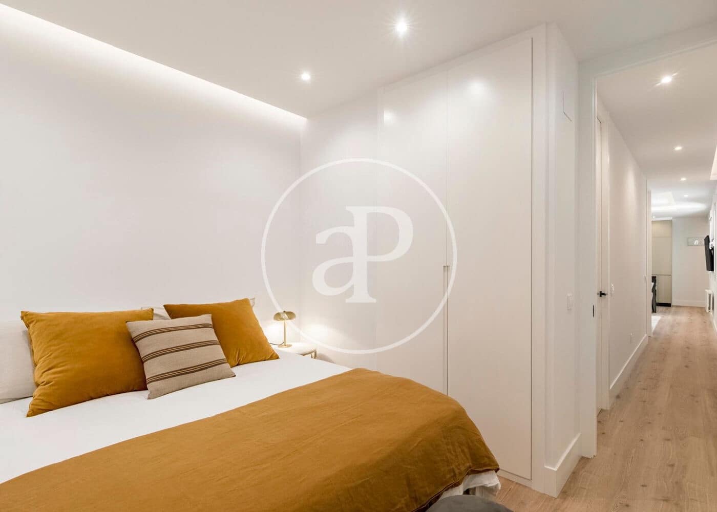 2 bedroom Apartment for sale in Madrid city - € 1,190,000 (Ref: 9911077)