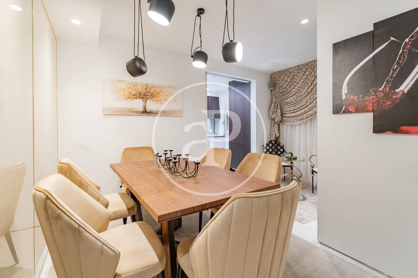 2 soverom Leilighet til salgs i Madrid by med svømmebasseng - € 2 800 000 (Ref: 9911078)