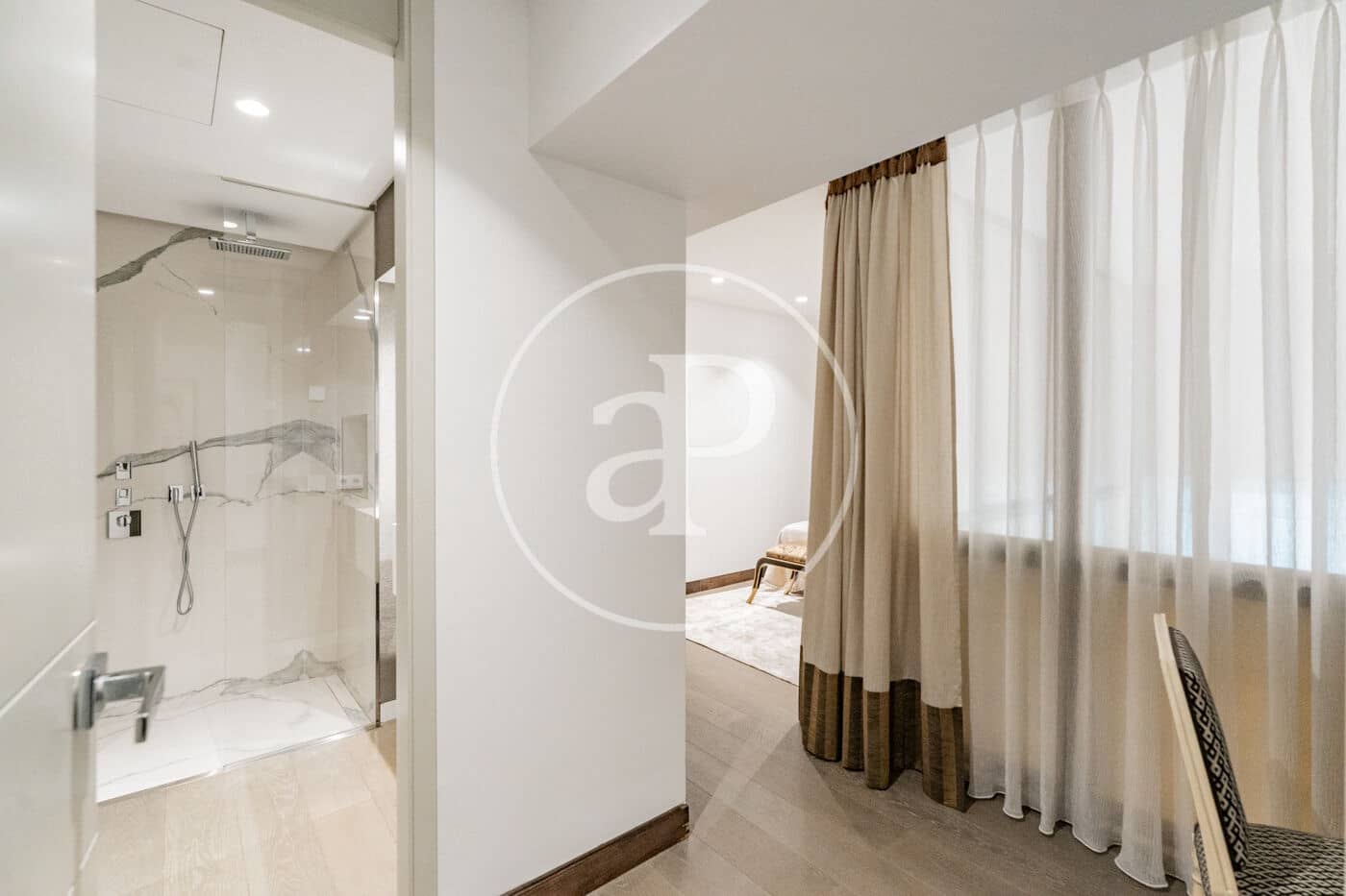 2 soverom Leilighet til salgs i Madrid by med svømmebasseng - € 2 800 000 (Ref: 9911078)