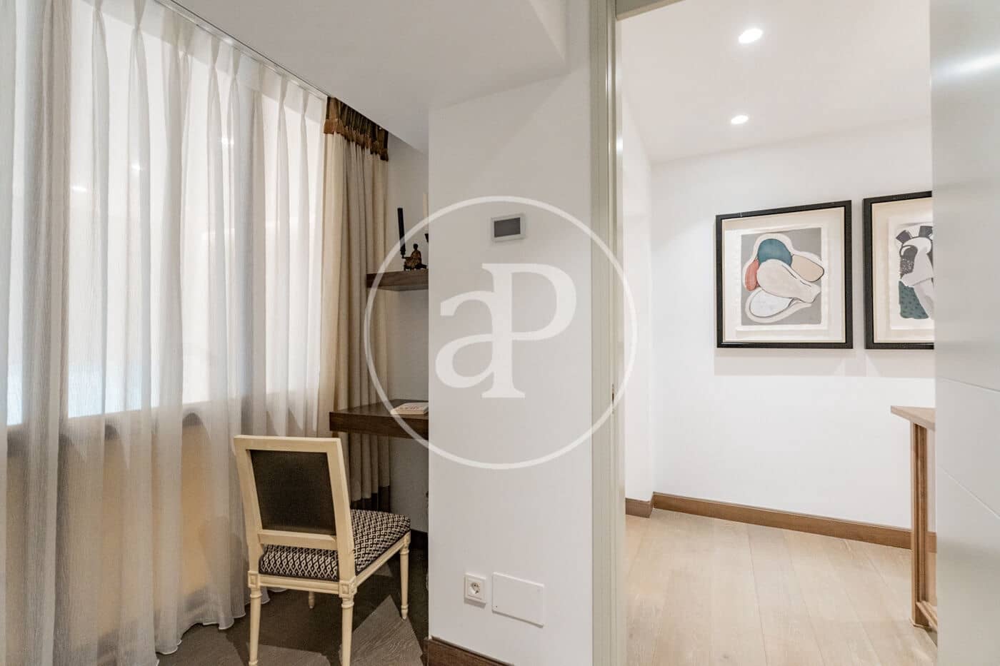 2 soverom Leilighet til salgs i Madrid by med svømmebasseng - € 2 800 000 (Ref: 9911078)