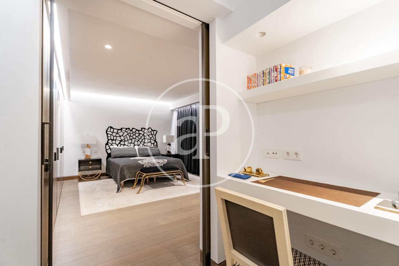 2 soverom Leilighet til salgs i Madrid by med svømmebasseng - € 2 800 000 (Ref: 9911078)