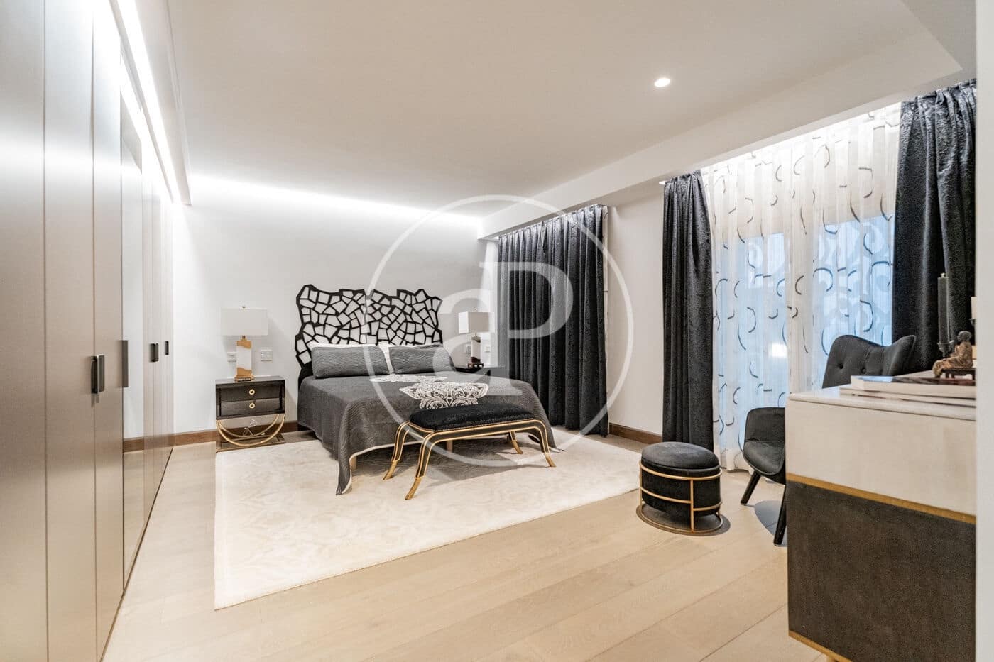 2 soverom Leilighet til salgs i Madrid by med svømmebasseng - € 2 800 000 (Ref: 9911078)