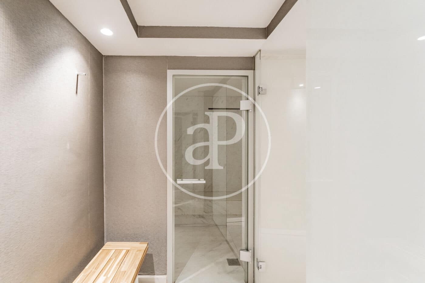 2 soverom Leilighet til salgs i Madrid by med svømmebasseng - € 2 800 000 (Ref: 9911078)