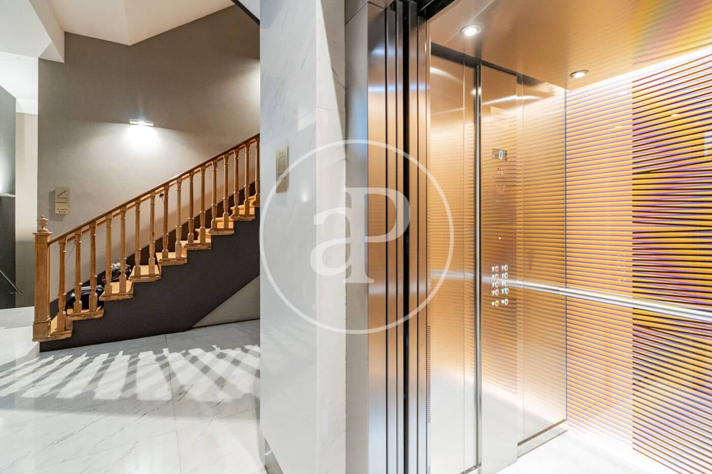 2 soverom Leilighet til salgs i Madrid by med svømmebasseng - € 2 800 000 (Ref: 9911078)