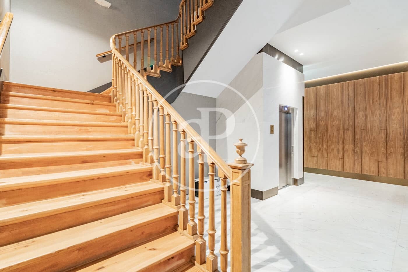 2 soverom Leilighet til salgs i Madrid by med svømmebasseng - € 2 800 000 (Ref: 9911078)