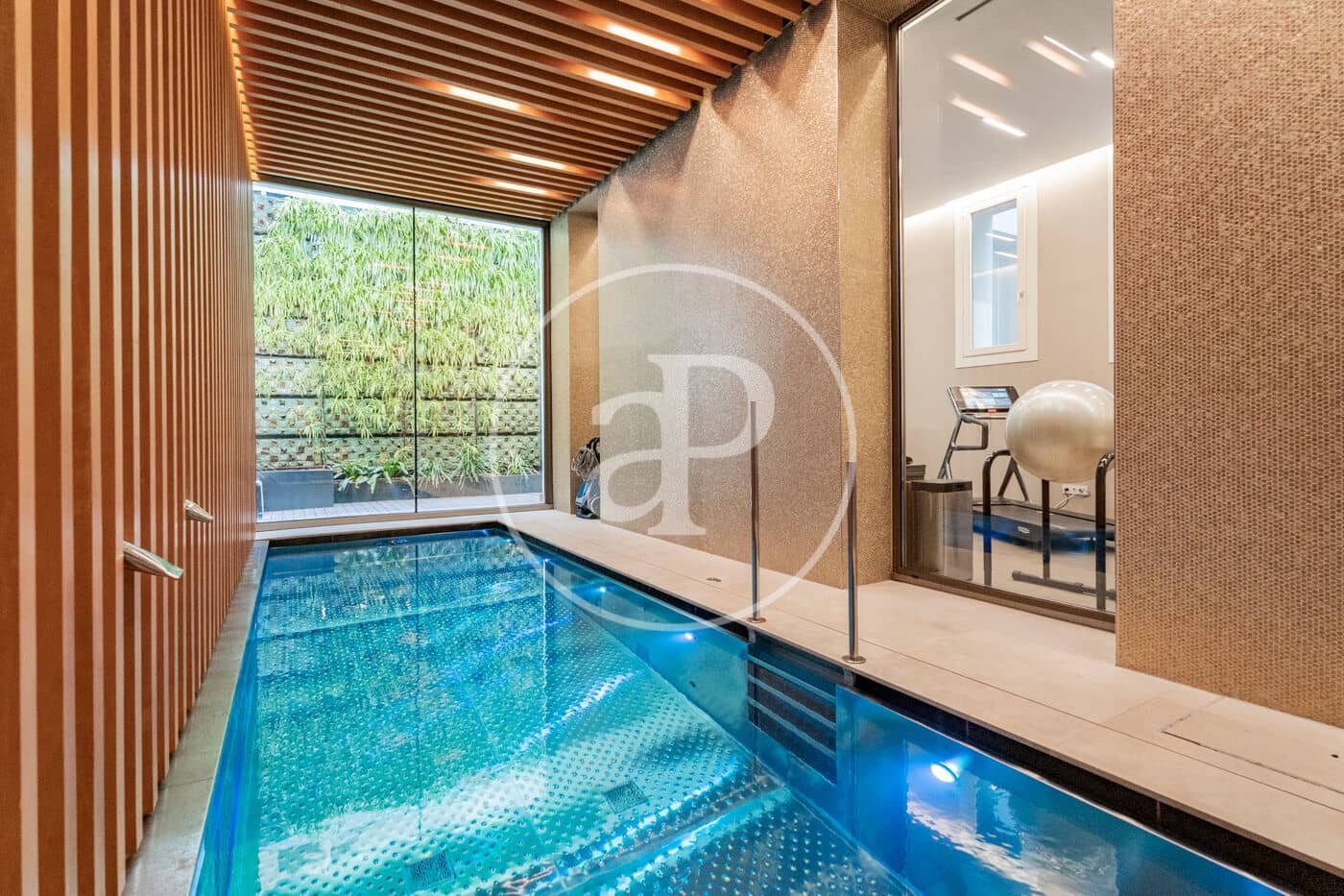 2 soverom Leilighet til salgs i Madrid by med svømmebasseng - € 2 800 000 (Ref: 9911078)