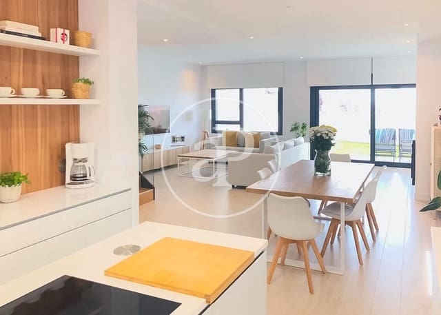 5 Zimmer Villa zu verkaufen in La Moraleja, Alcobendas mit Pool - 2.400.000 € (Ref: 9911079)