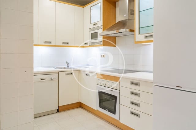 1 soveværelse Lejlighed til leje i Nueva España, Madrid by med swimmingpool - € 2.000 (Ref: 9911080)