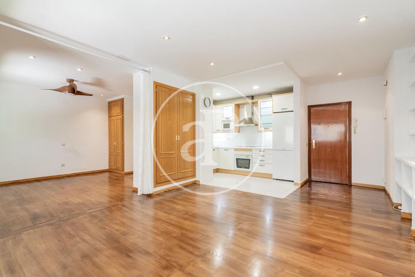 1 soveværelse Lejlighed til leje i Madrid by med swimmingpool - € 2.000 (Ref: 9911080)