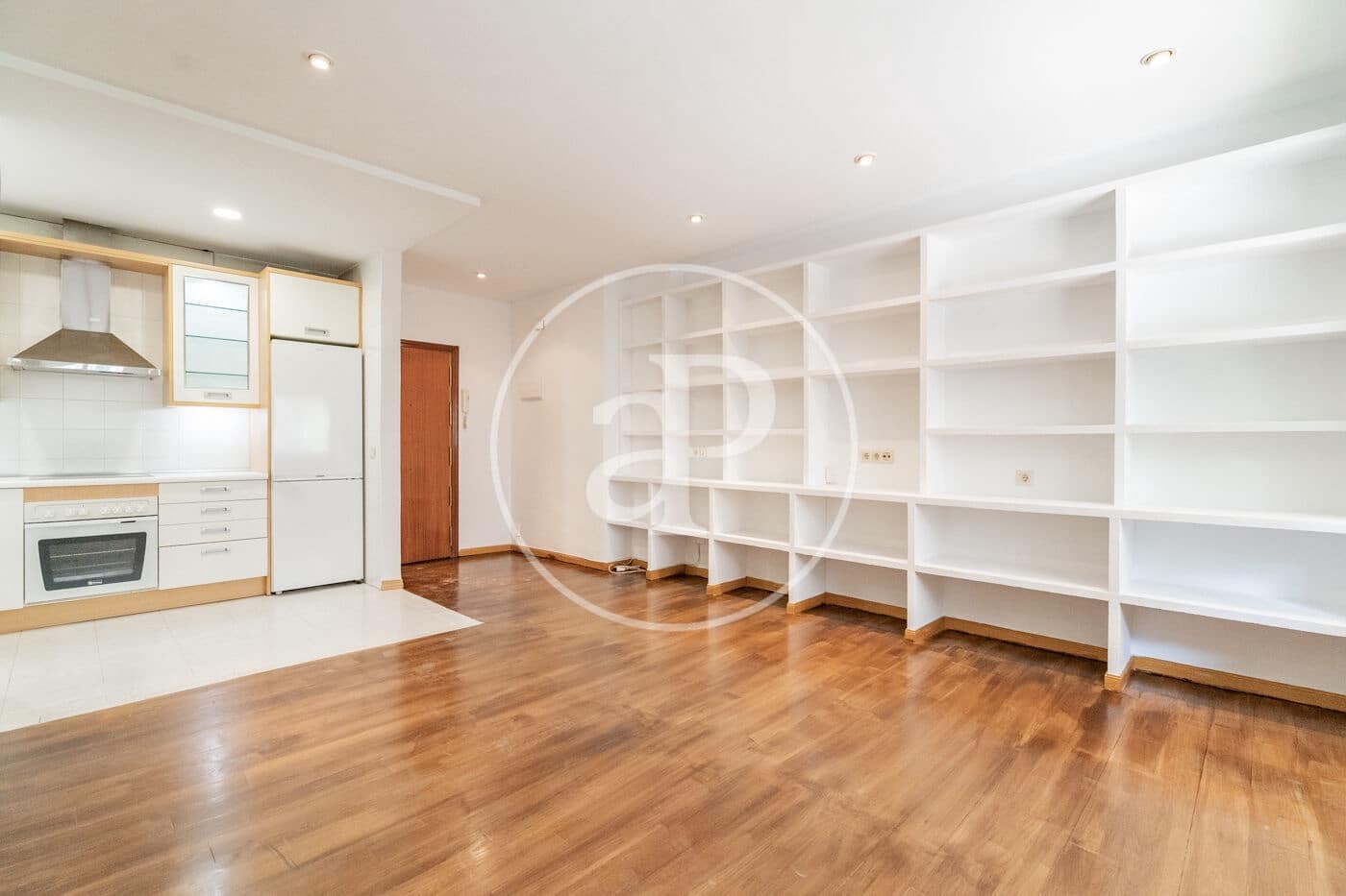 1 soveværelse Lejlighed til leje i Madrid by med swimmingpool - € 2.000 (Ref: 9911080)
