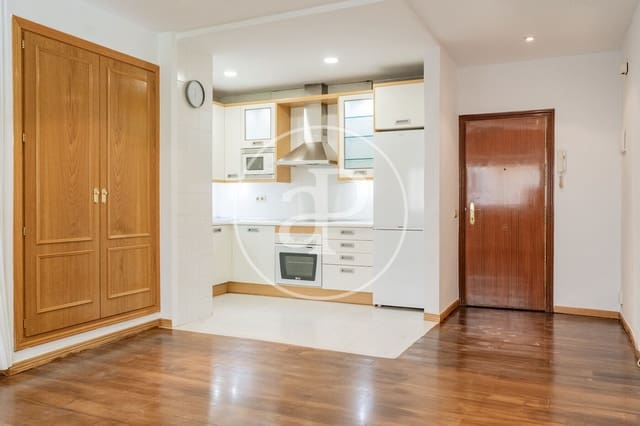 1 soveværelse Lejlighed til leje i Nueva España, Madrid by med swimmingpool - € 2.000 (Ref: 9911080)