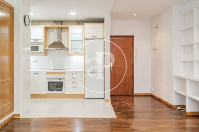 1 soveværelse Lejlighed til leje i Nueva España, Madrid by med swimmingpool - € 2.000 (Ref: 9911080)