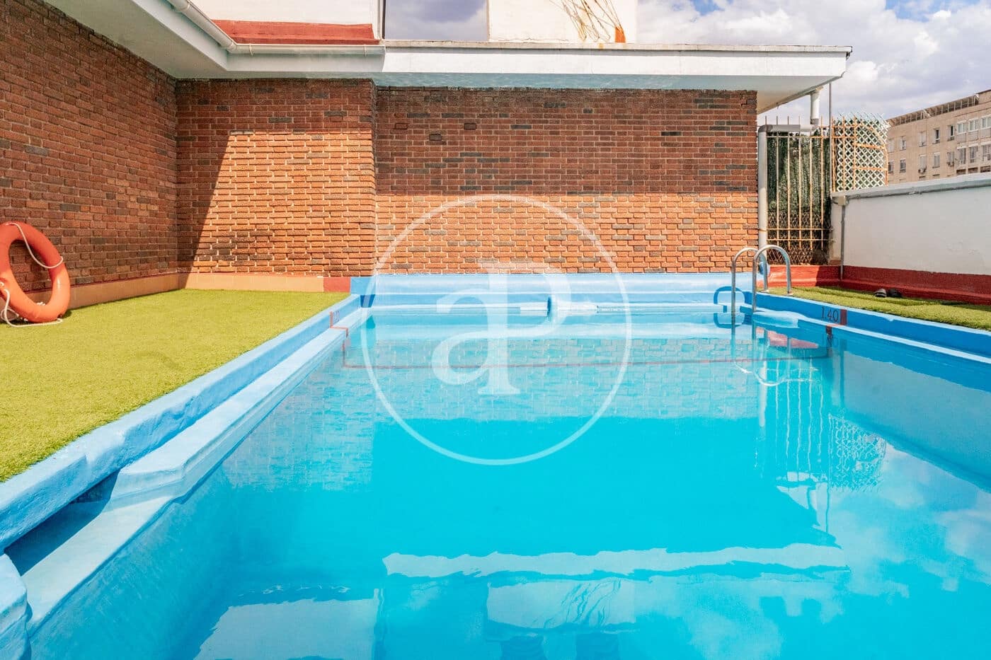 1 soveværelse Lejlighed til leje i Madrid by med swimmingpool - € 2.000 (Ref: 9911080)