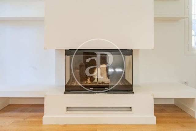 4 soverom Villa til leie i Argüelles, Madrid by - € 3 100 (Ref: 9911081)