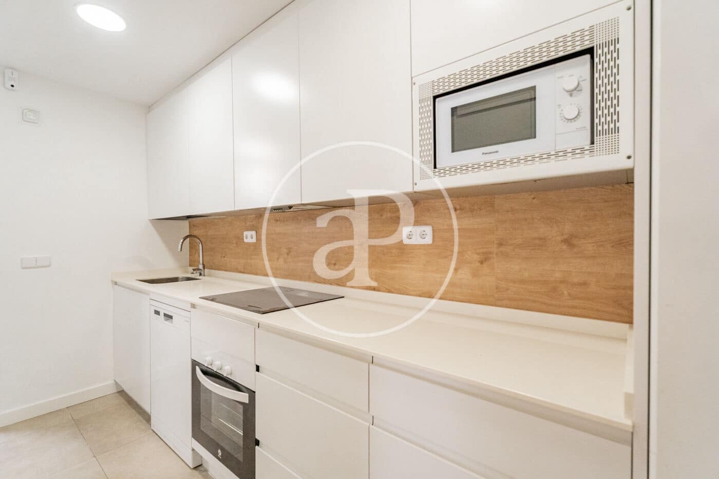 4 soverom Villa til leie i Madrid by - € 3 100 (Ref: 9911081)