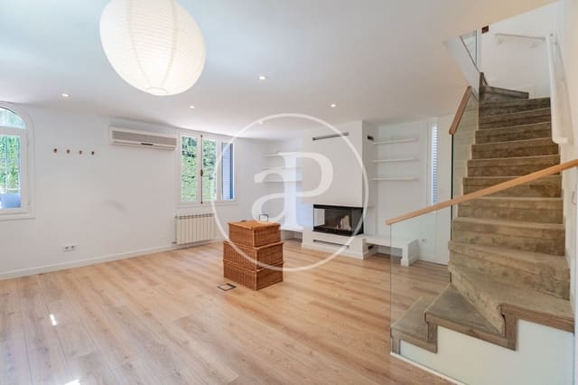 4 soverom Villa til leie i Argüelles, Madrid by - € 3 100 (Ref: 9911081)