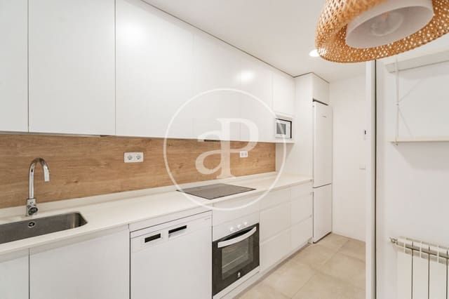 4 soverom Villa til leie i Argüelles, Madrid by - € 3 100 (Ref: 9911081)