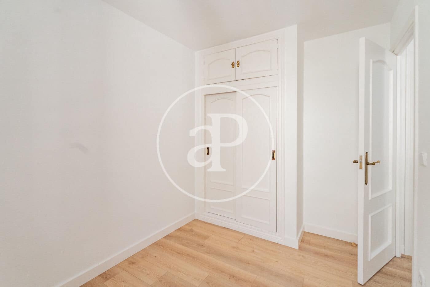 4 soverom Villa til leie i Madrid by - € 3 100 (Ref: 9911081)