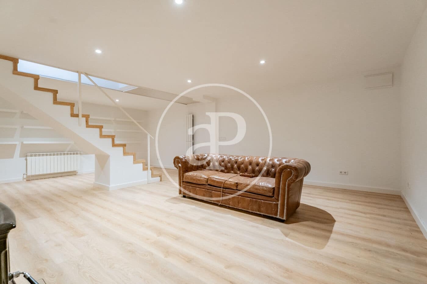 4 soverom Villa til leie i Madrid by - € 3 100 (Ref: 9911081)