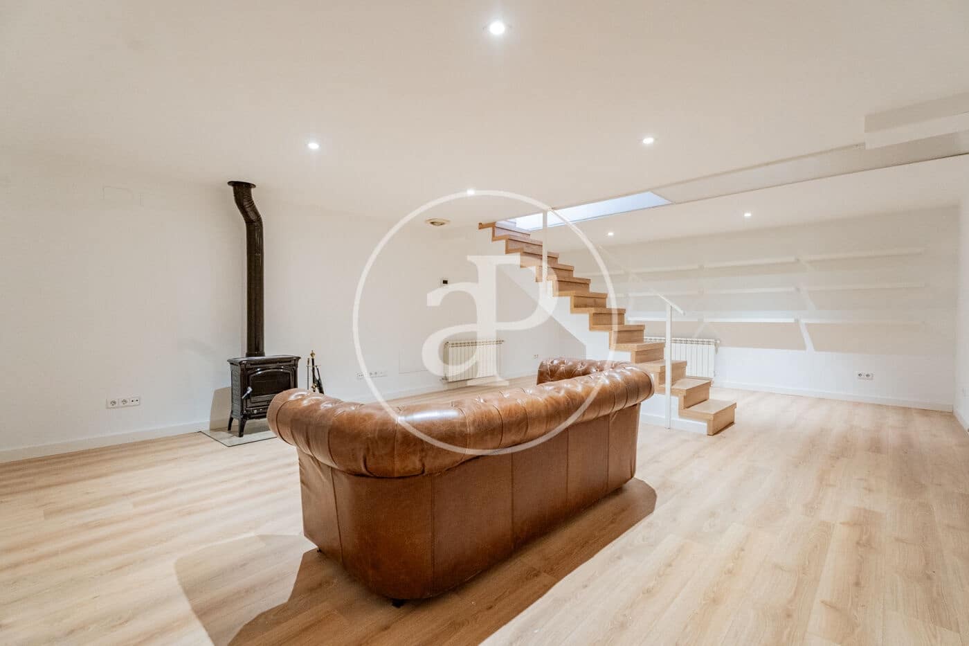4 soverom Villa til leie i Madrid by - € 3 100 (Ref: 9911081)