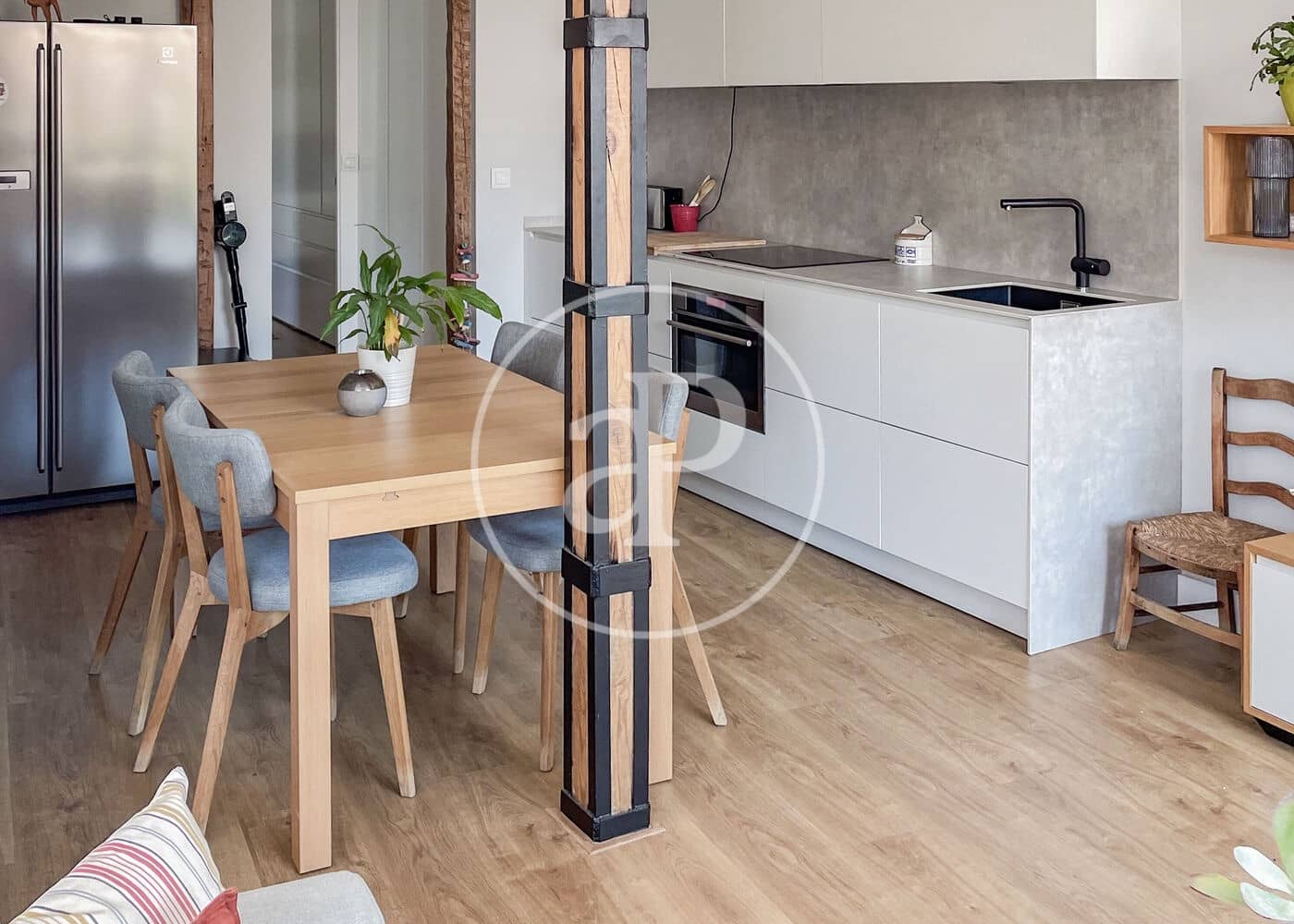 Penthouse de 1 chambre à louer à Madrid ville - 2 190 € (Ref: 9913184)