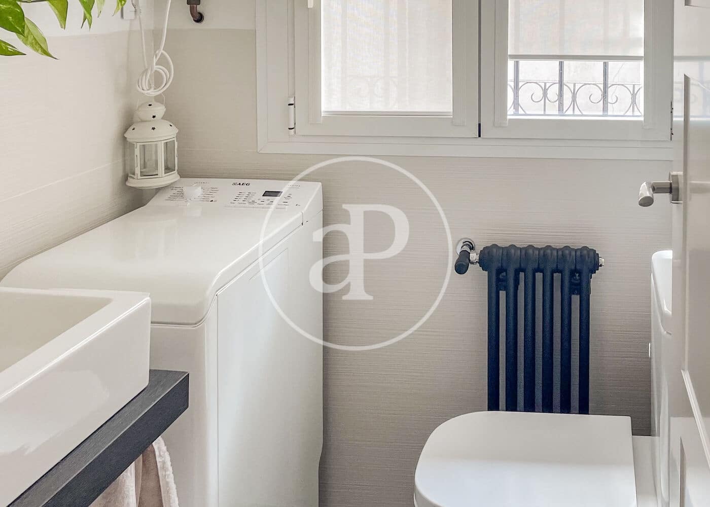Penthouse de 1 chambre à louer à Madrid ville - 2 190 € (Ref: 9913184)