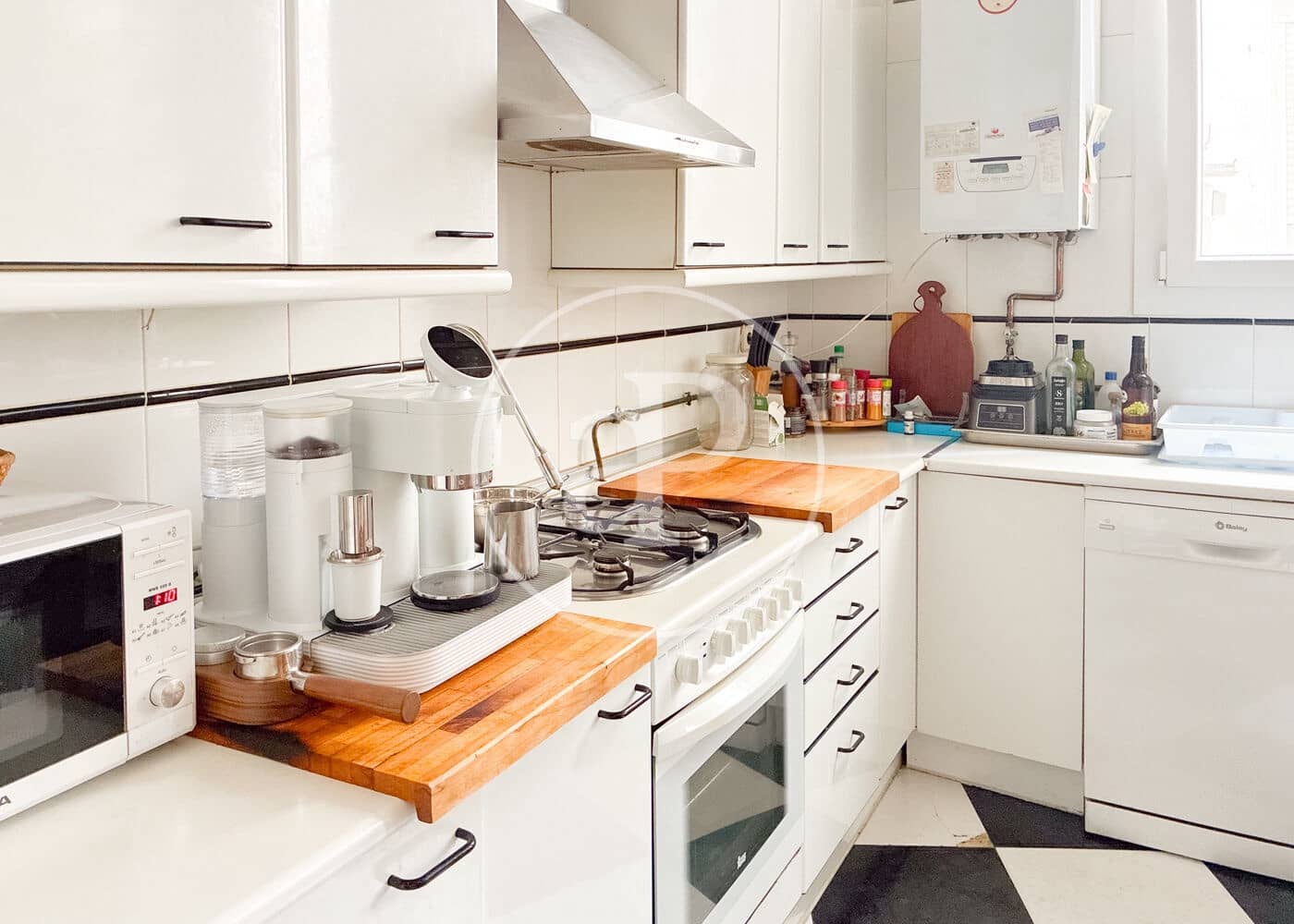 1 sovrum Lägenhet att hyra i Madrid stad - 3 000 € (Ref: 9913185)