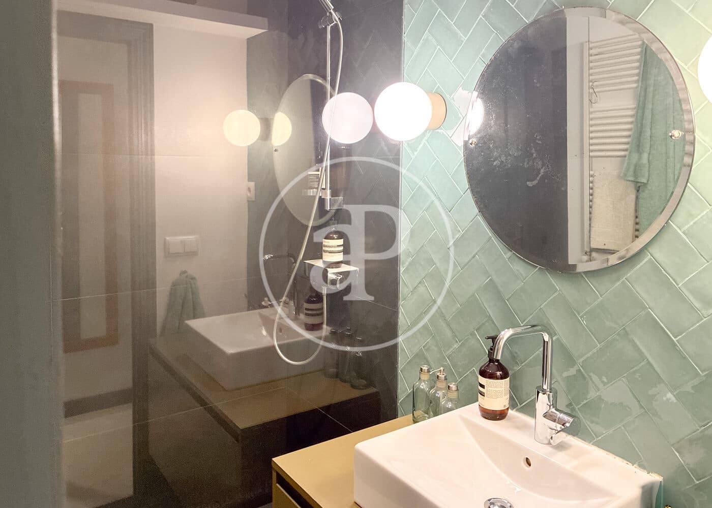 1 sovrum Lägenhet att hyra i Madrid stad - 3 000 € (Ref: 9913185)