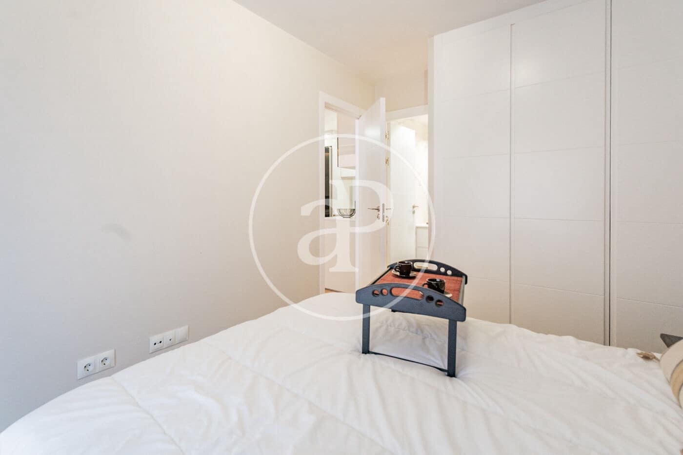 1 sovrum Lägenhet att hyra i Madrid stad med pool - 2 490 € (Ref: 9913186)