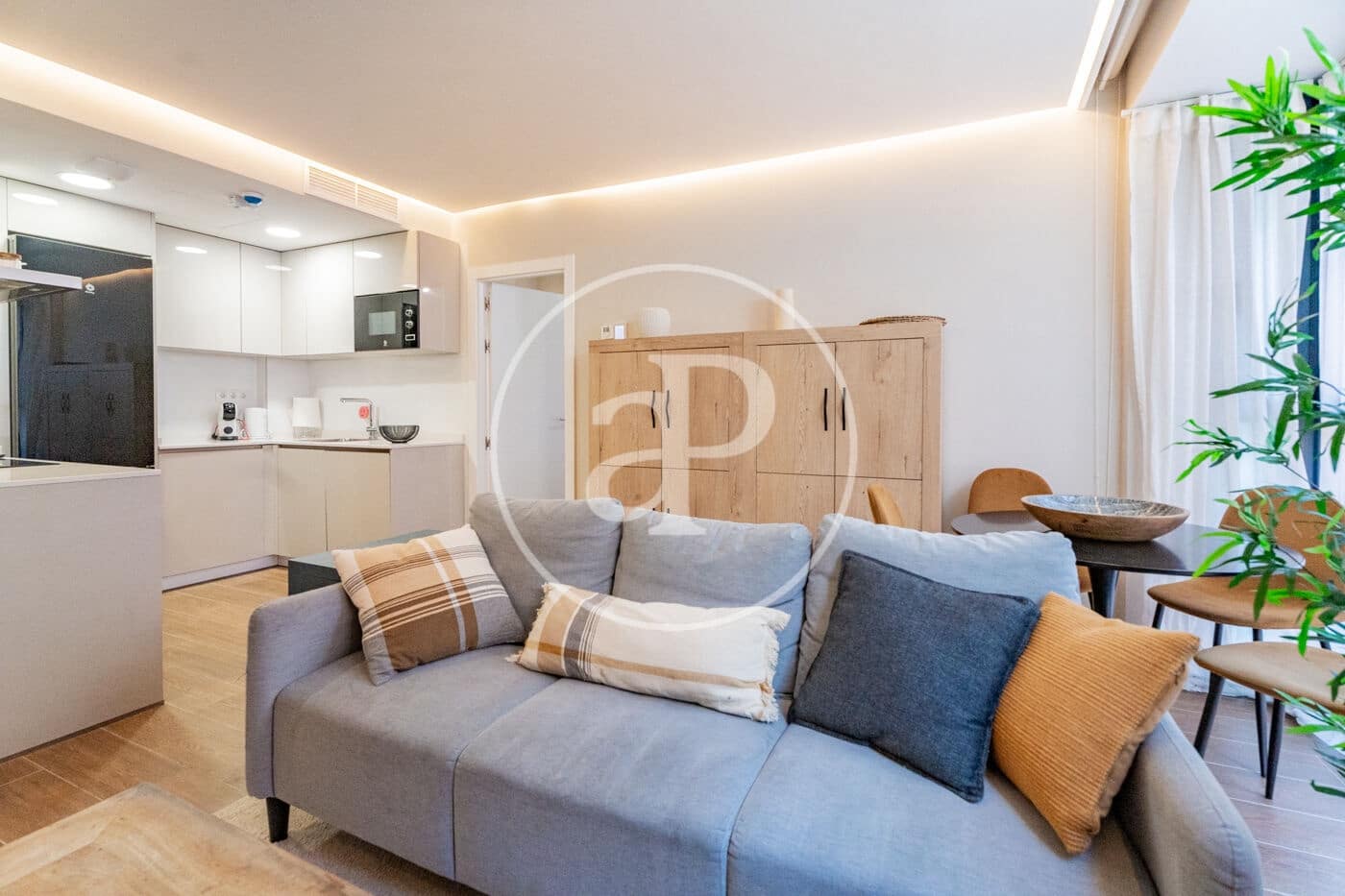 1 sovrum Lägenhet att hyra i Madrid stad med pool - 2 490 € (Ref: 9913186)