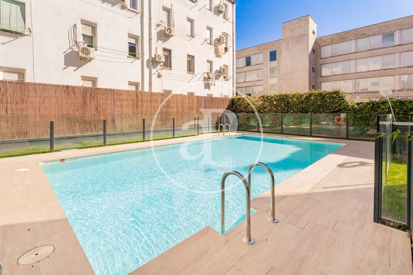 1 sovrum Lägenhet att hyra i Madrid stad med pool - 2 490 € (Ref: 9913186)