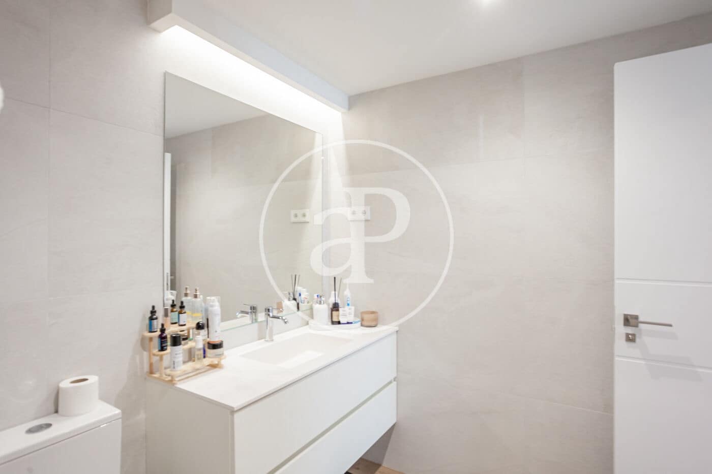 3 Zimmer Apartment zu verkaufen in Boadilla del Monte mit Pool - 999.000 € (Ref: 9913187)