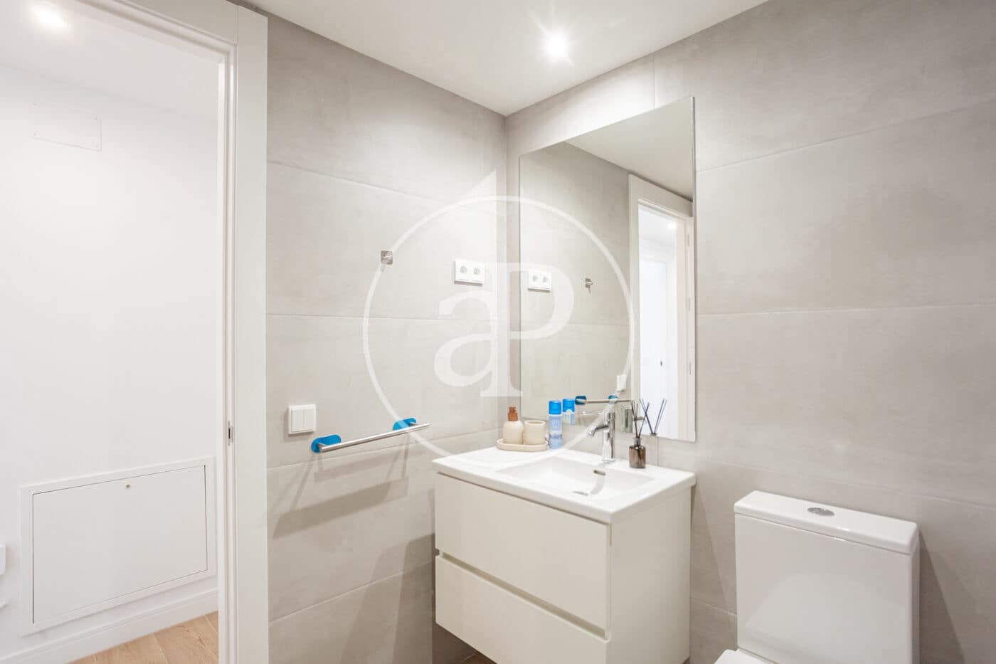 3 Zimmer Apartment zu verkaufen in Boadilla del Monte mit Pool - 999.000 € (Ref: 9913187)