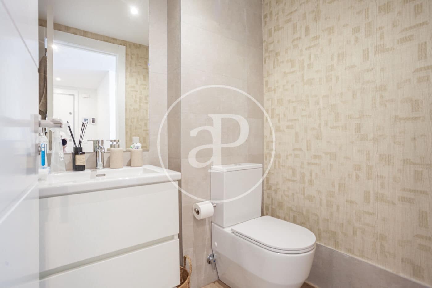 3 Zimmer Apartment zu verkaufen in Boadilla del Monte mit Pool - 999.000 € (Ref: 9913187)