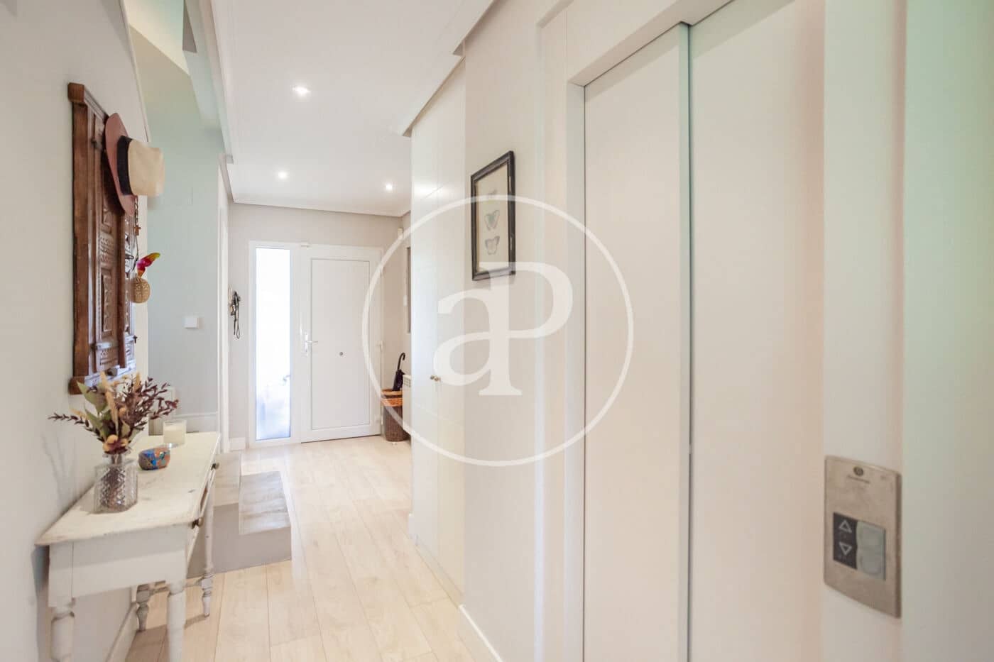 5 quarto Moradia para venda em Madrid cidade com piscina - 1 790 000 € (Ref: 9913188)