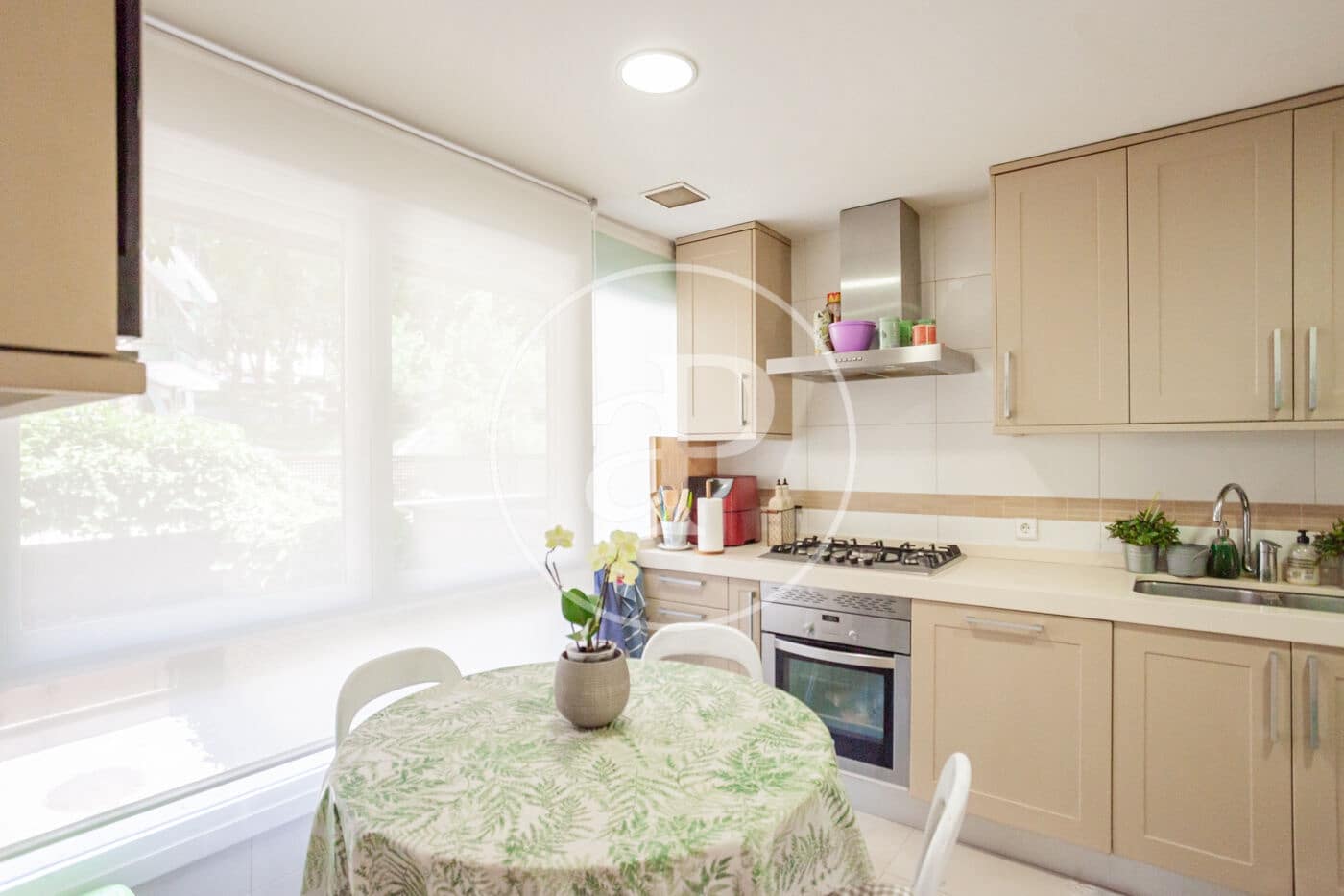 5 quarto Moradia para venda em Madrid cidade com piscina - 1 790 000 € (Ref: 9913188)