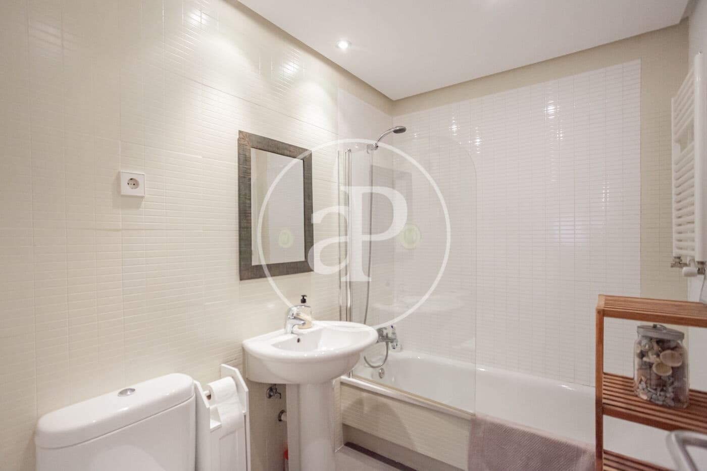 5 quarto Moradia para venda em Madrid cidade com piscina - 1 790 000 € (Ref: 9913188)