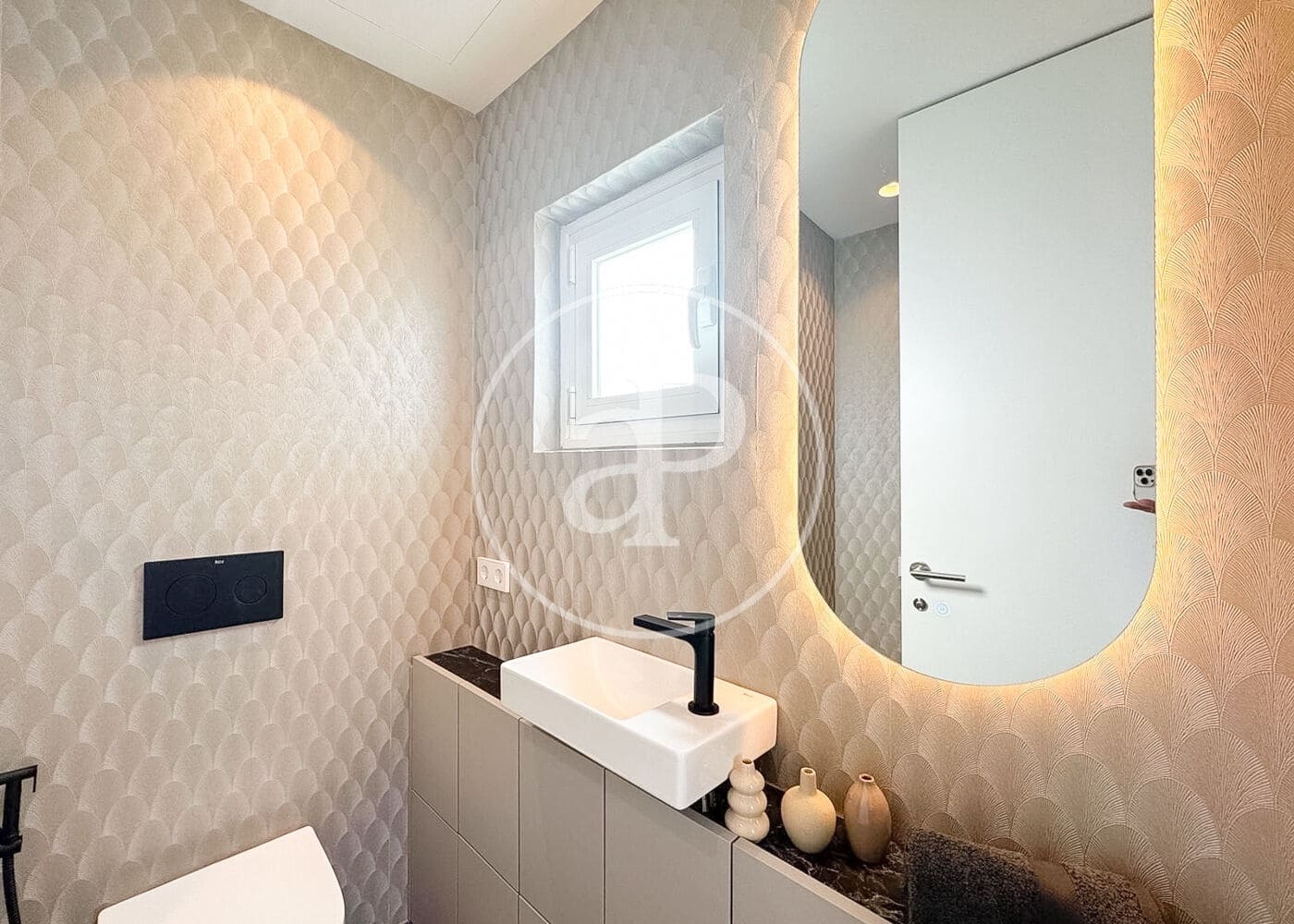 2 slaapkamer Appartement te koop in Madrid stad - € 1.095.000 (Ref: 9913189)