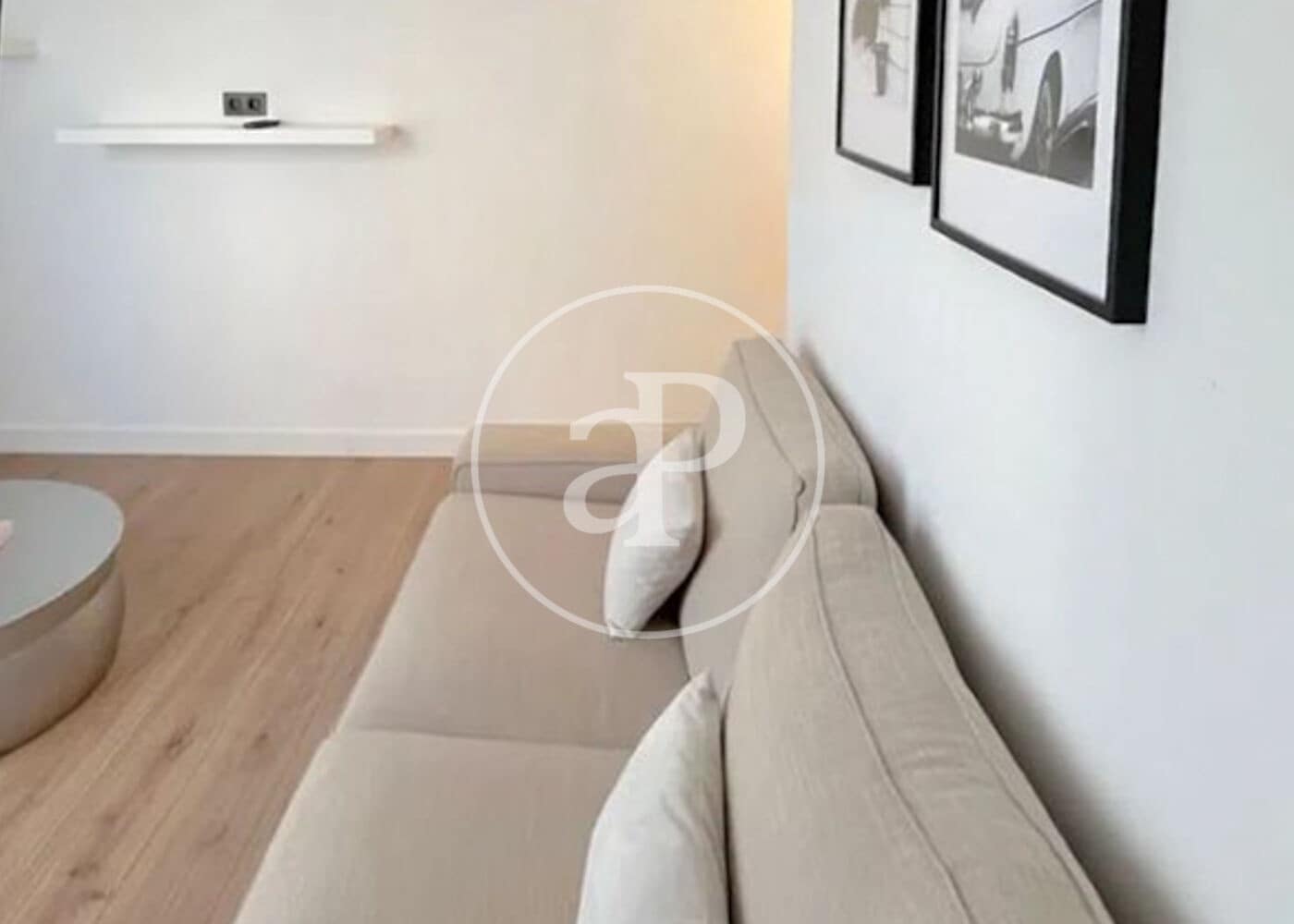 3 soverom Leilighet til leie i Madrid by - € 3 400 (Ref: 9915837)